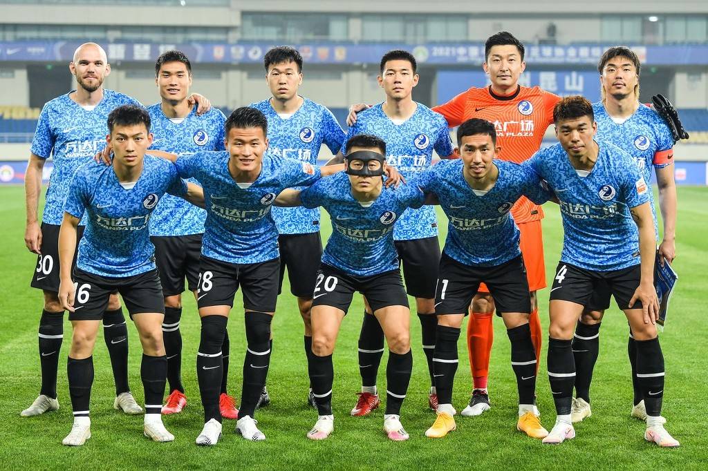 足球国足U19又赢球，晋级希望大增（U19国足再度取胜，晋级前景大好）